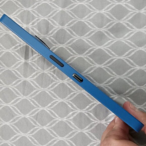 Nothing Phone 3A Pro Unlocked, 256GB, 12GB RAM, BLUE, A059P - Picture 4 of 7